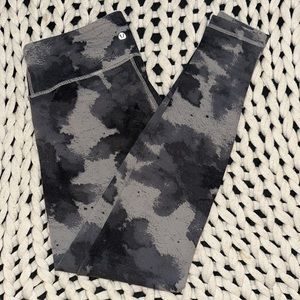 lululemon athletica multi-grey tie-dye leggings